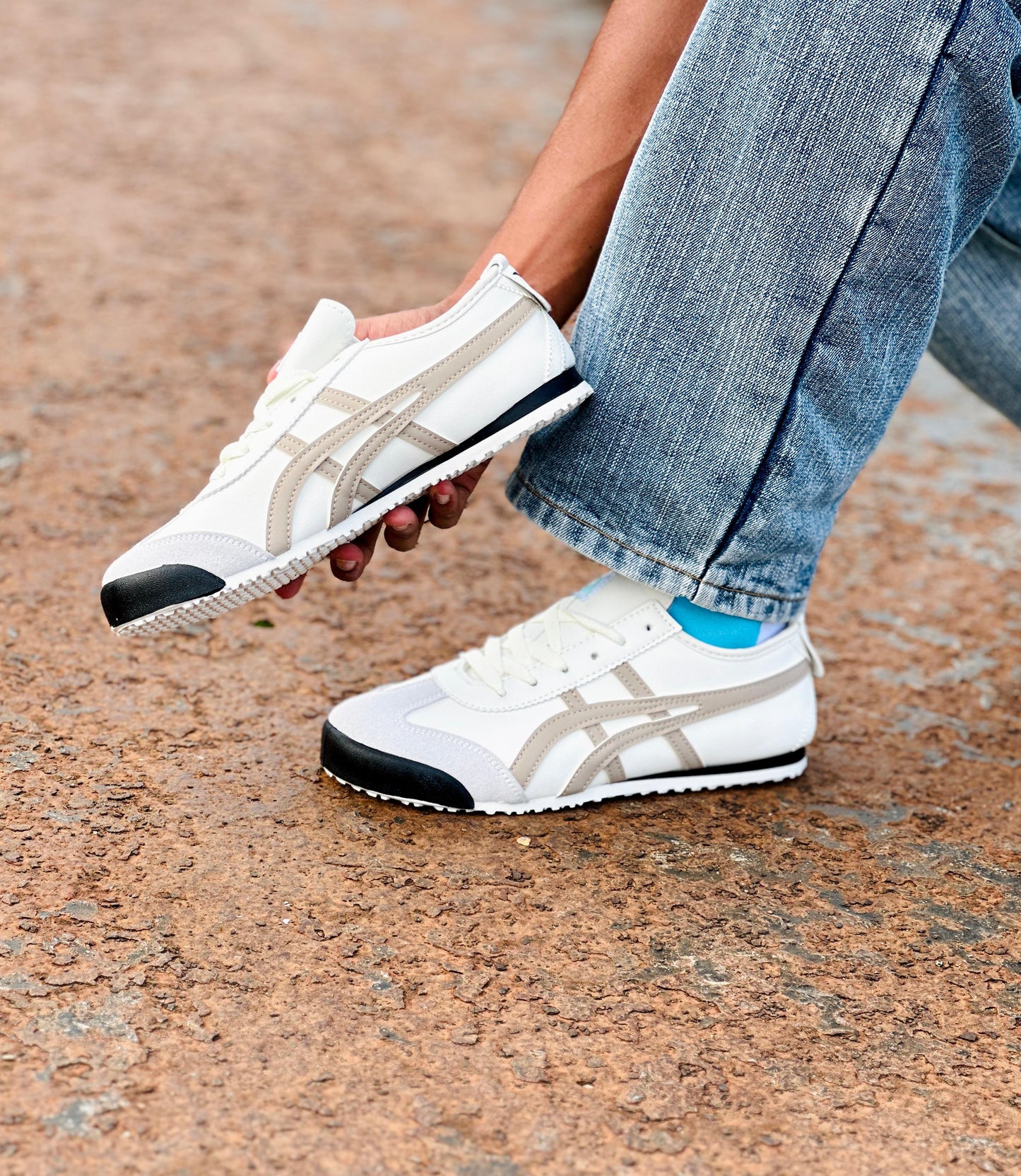 ONITSUKA TIGER